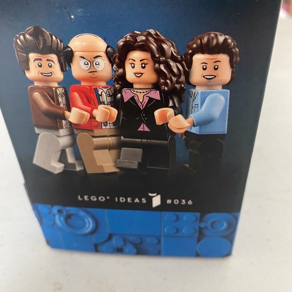Lego Seinfeld Studio Set *RARE* - Picture 3 of 4